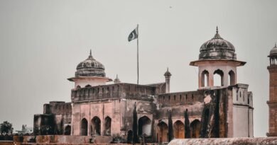 What's Hidden Inside Lahore Fort Pakistan?